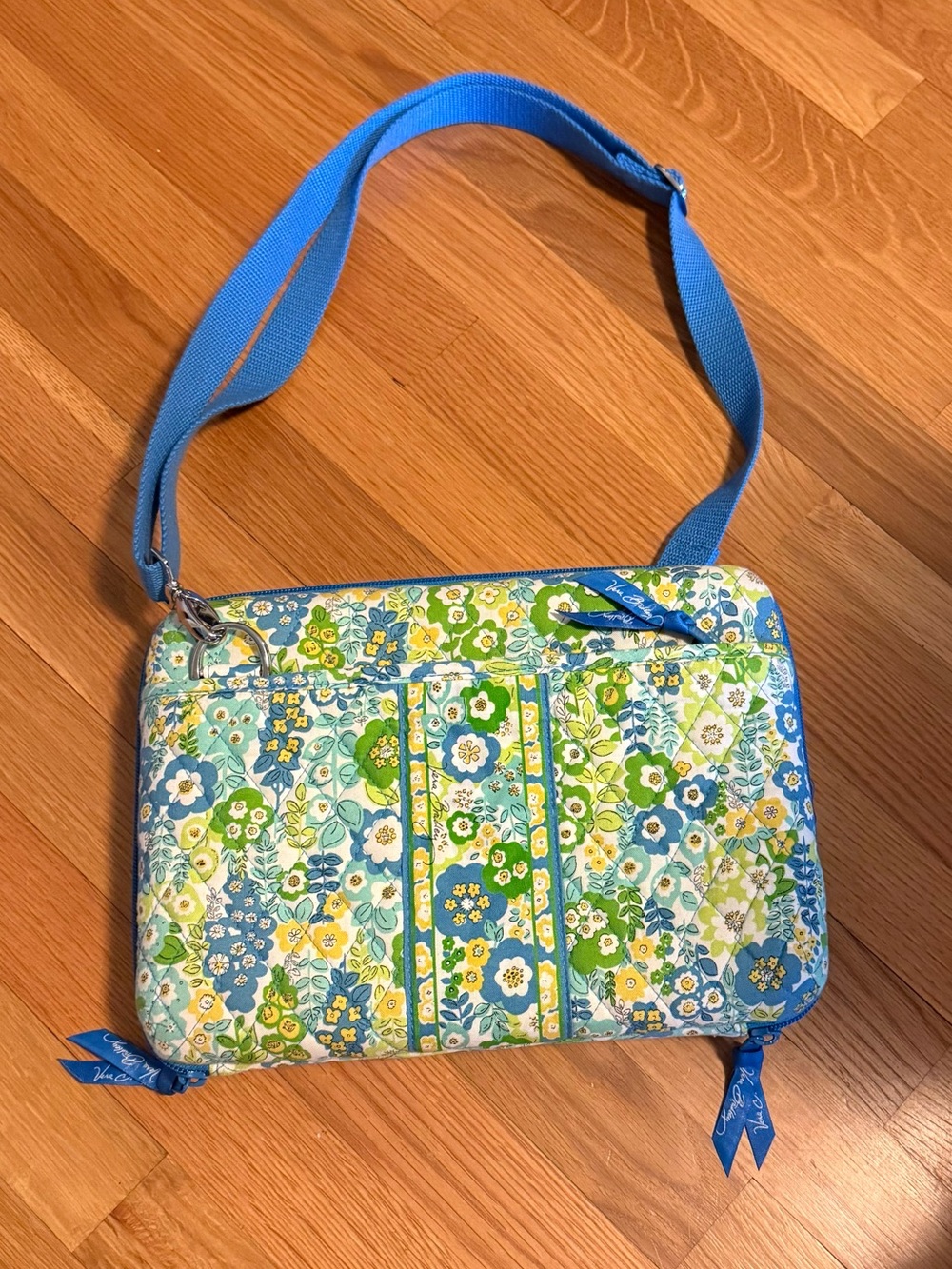 Vera Bradley Blue, Green & Yellow Floral Quilted Crossbody iPad Tablet book bag